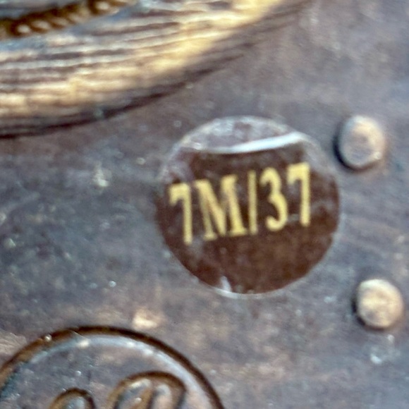 Lucky Brand Perforated Black Leather Ankle Zip Boots Booties 7M - Picture 7 of 8